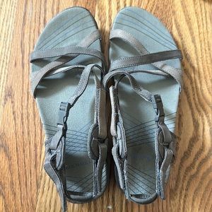 Merrell After Bungee sandals sz 8 women’s grey